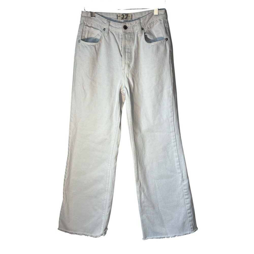 We The Free Jeans Womens 27 White Straight Leg Raw Frayed Hem 100% Cotton Staple